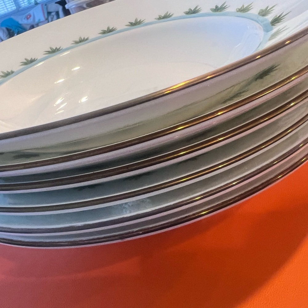 LENOX PLATES - Picture 2 of 6